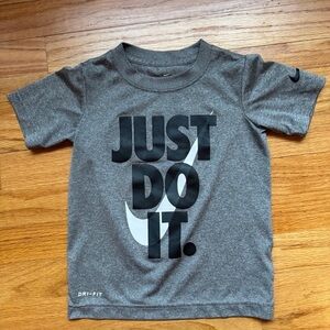 Nike Gray Matching Set Short Sleeve Tee
